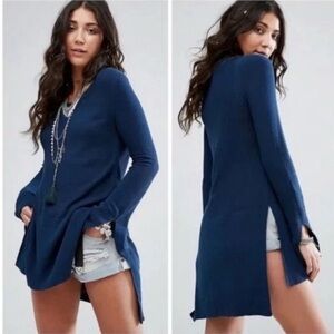 Free People Criss Cross Womens Navy Blue High Low Tunic Sweater Size Small Boho‎